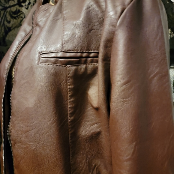Bourbon Leather Jacket - Picture 3 of 11